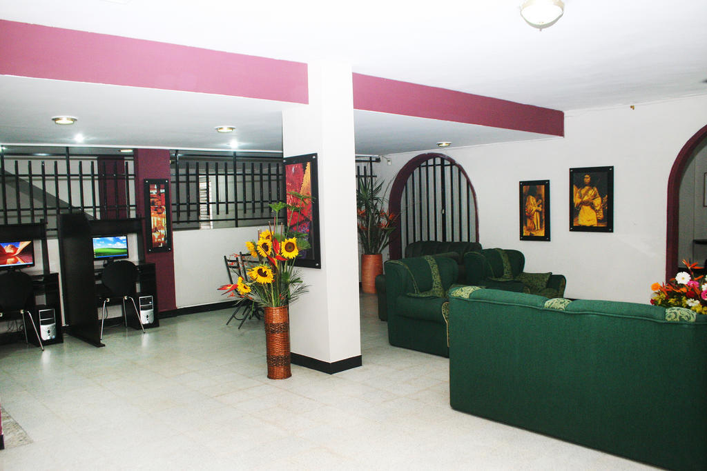 Hotel Normandia Medellín Eksteriør bilde